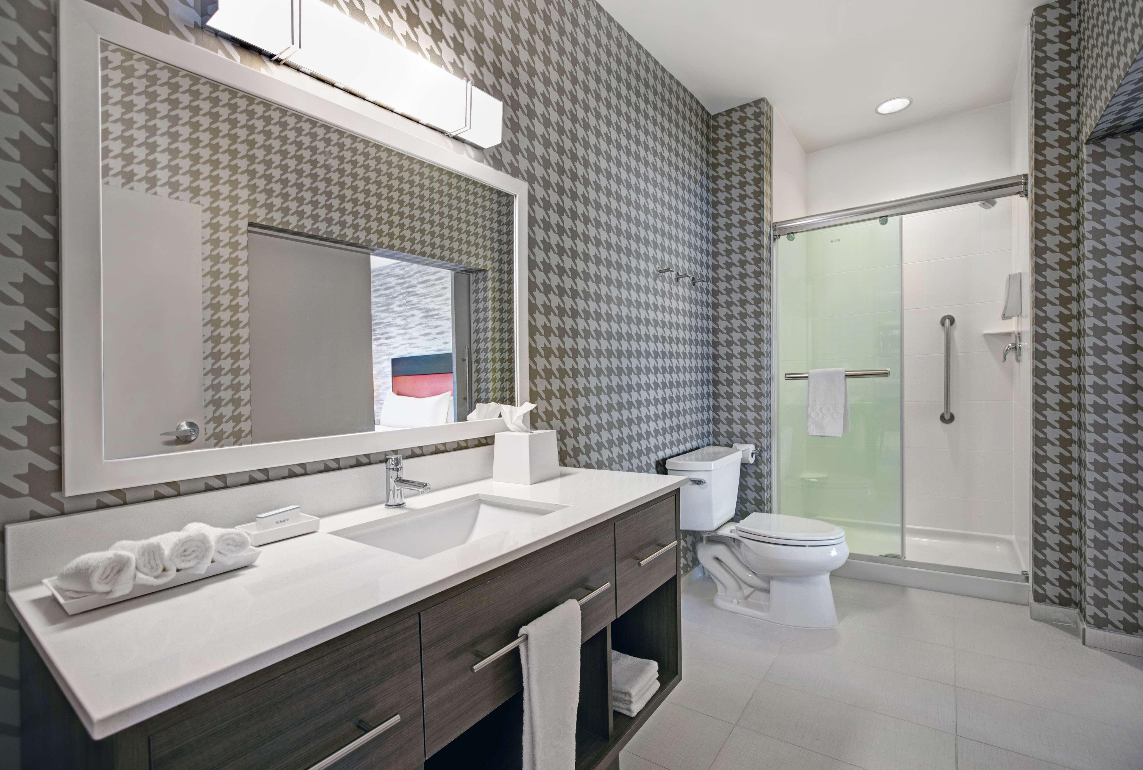 Home2 Suites By Hilton Richmond Eksteriør billede